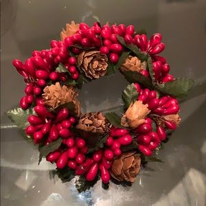 Holiday candle wreaths